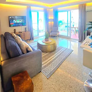 Appartement Seaview Retreat Center, With Pool And Amazing Views By Namaste Elite, Torremolinos